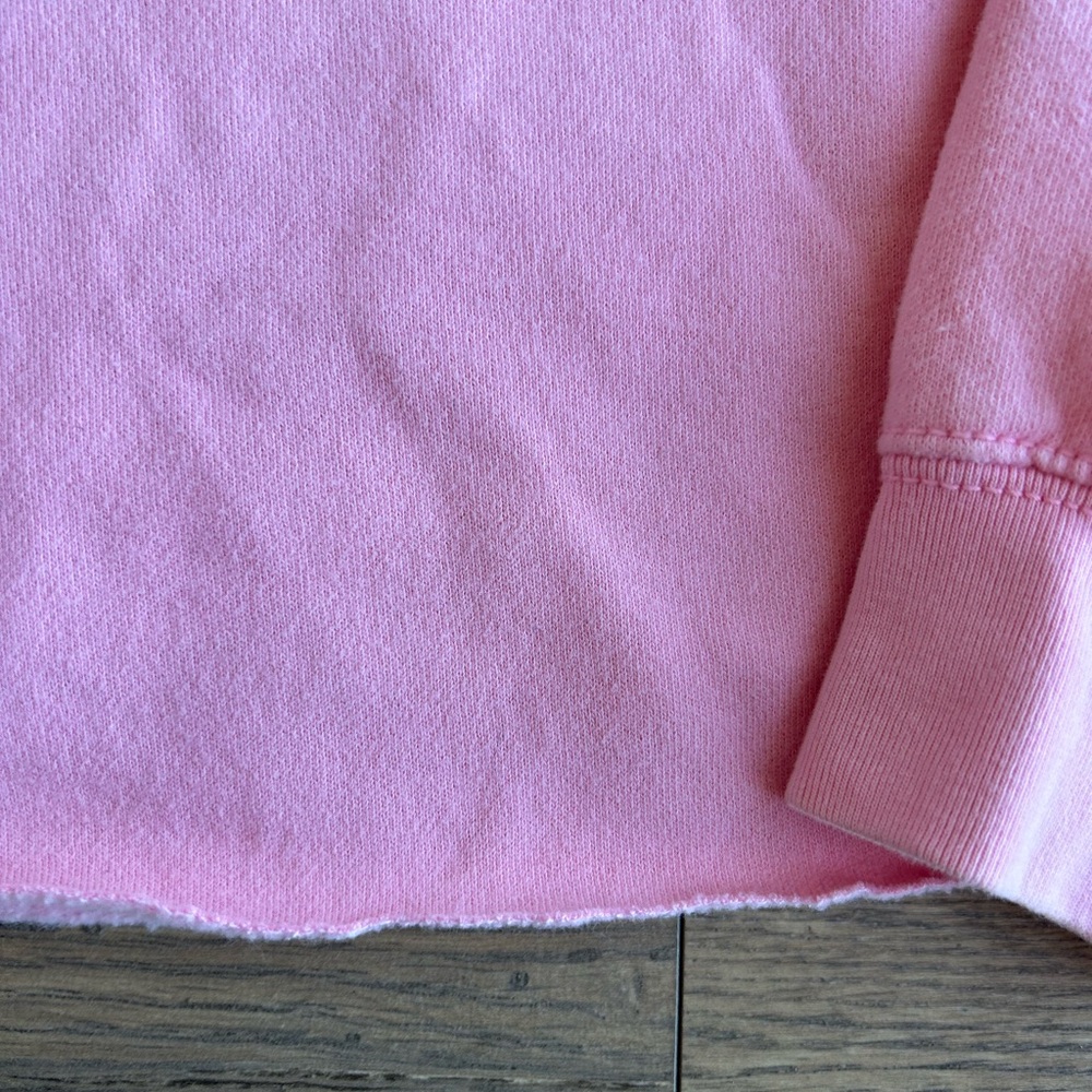 🦅 American Eagle Mean Girls “On Wednesdays We Wear Pink” Sweatshirt - Picture 5 of 6
